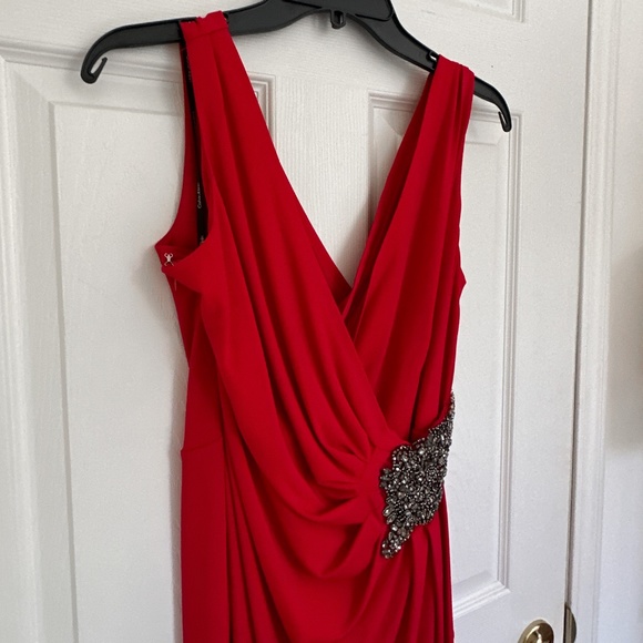 NWT Calvin Klein Red Sleeveless Twist Front Wrap Dress, Size 6 - Picture 11 of 14